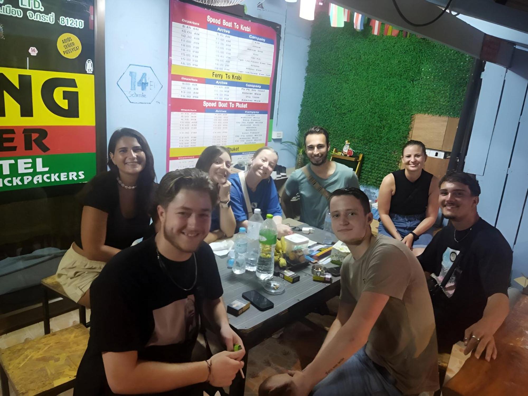 Hangover Hostel Phiphi-szigetek Kültér fotó